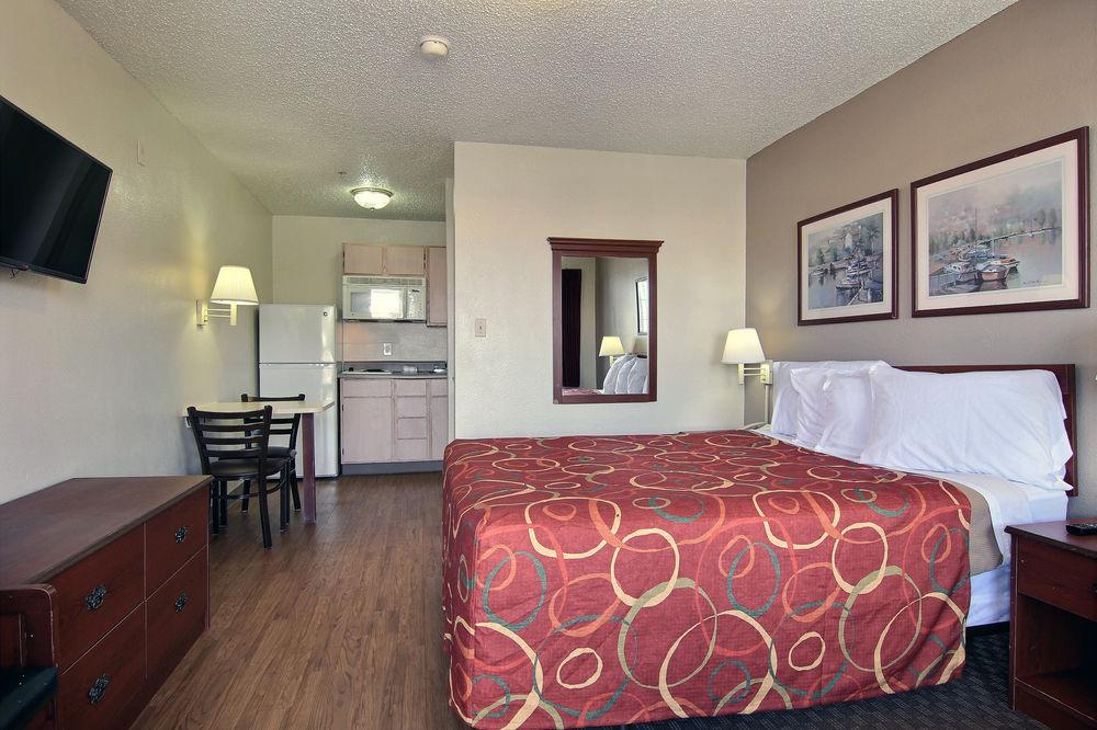 InTown Suites Corpus Christi