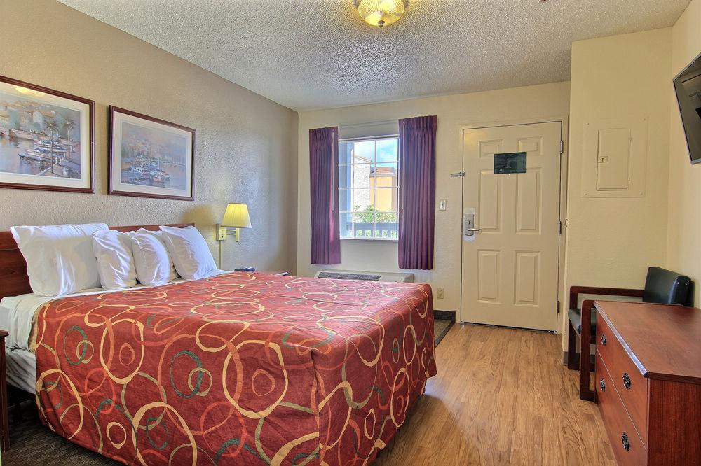 InTown Suites Corpus Christi