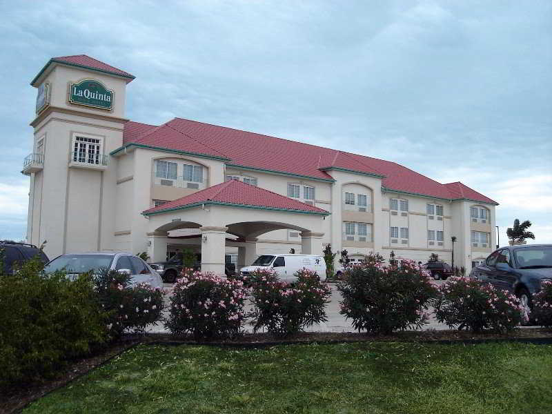 La Quinta Inn & Suites by Wyndham Corpus Christi Northwest