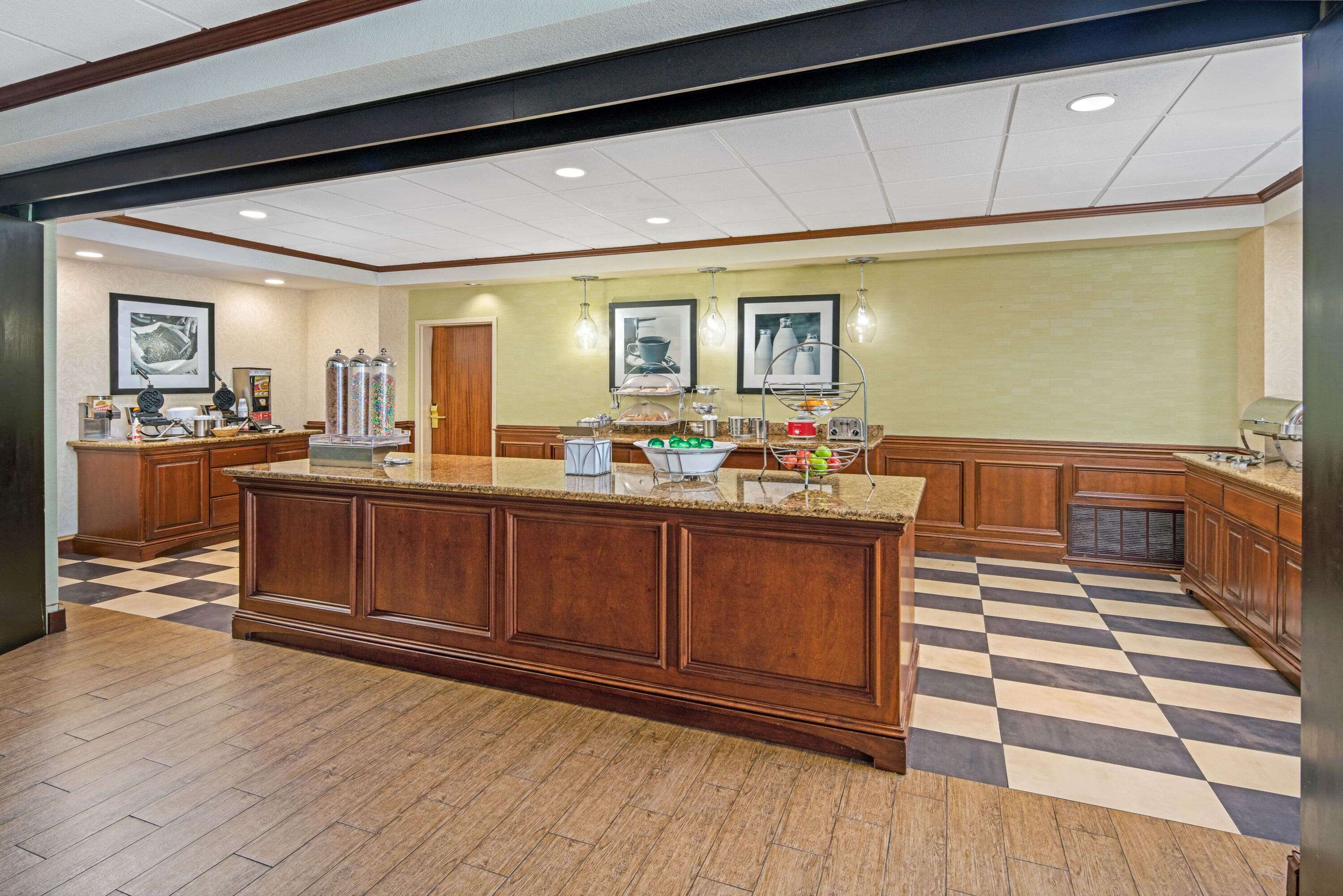La Quinta Inn & Suites by Wyndham Corpus Christi-N Padre Isl