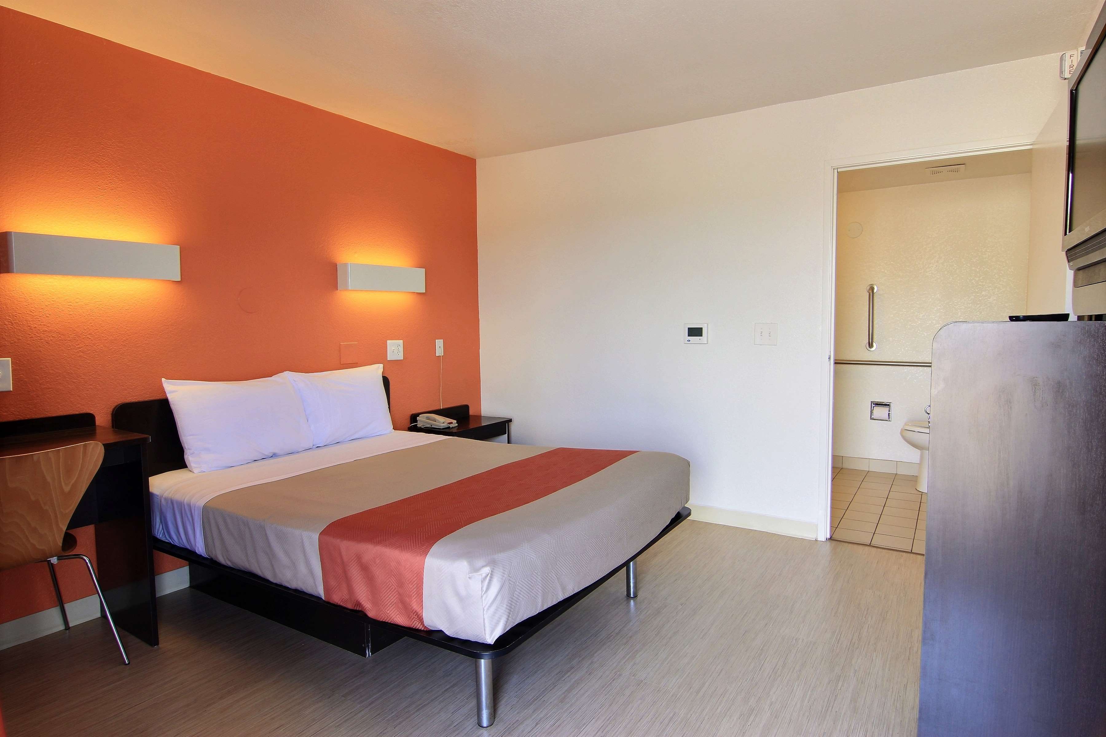 Motel 6 Corpus Christi East - North Padre