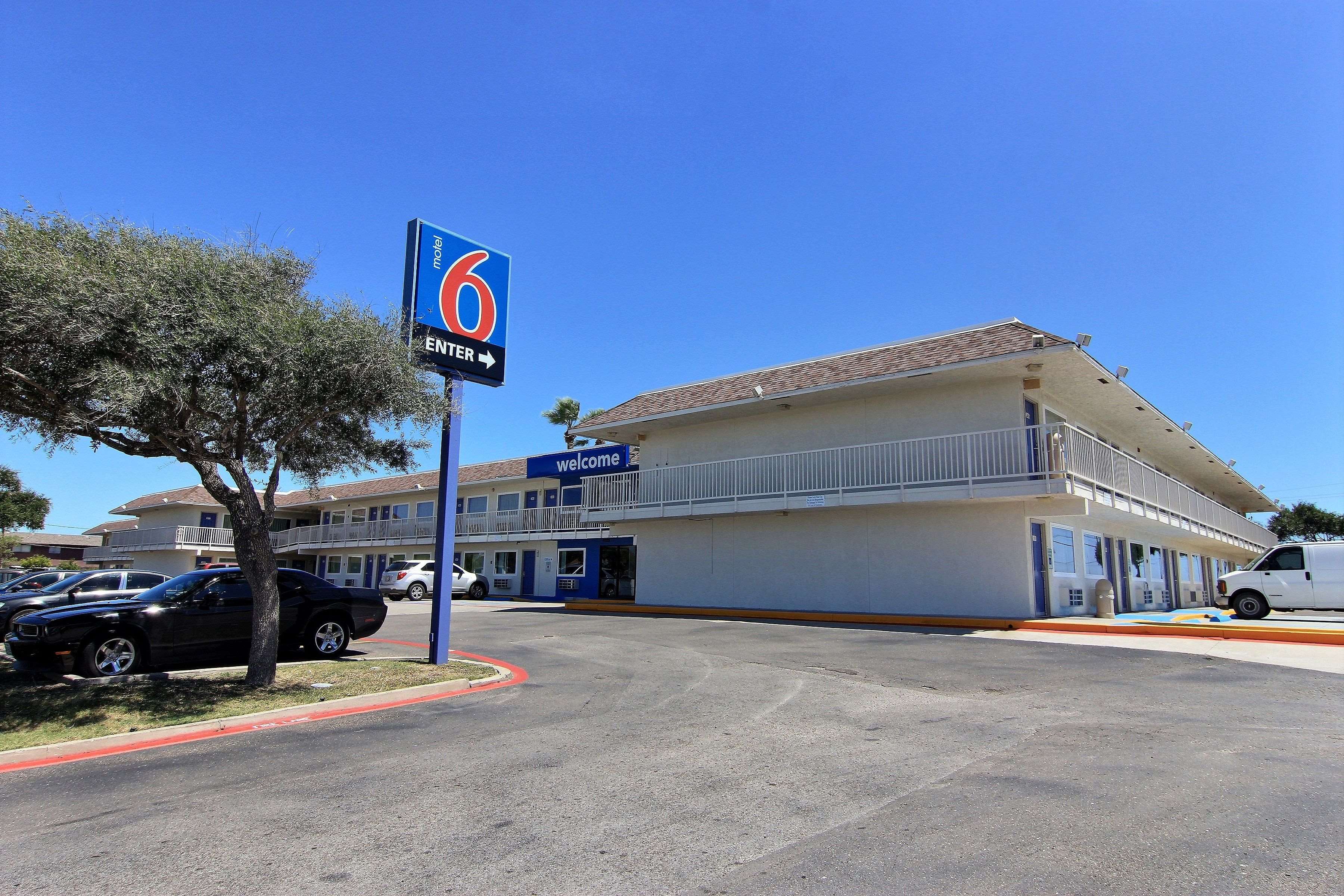 Motel 6 Corpus Christi East - North Padre