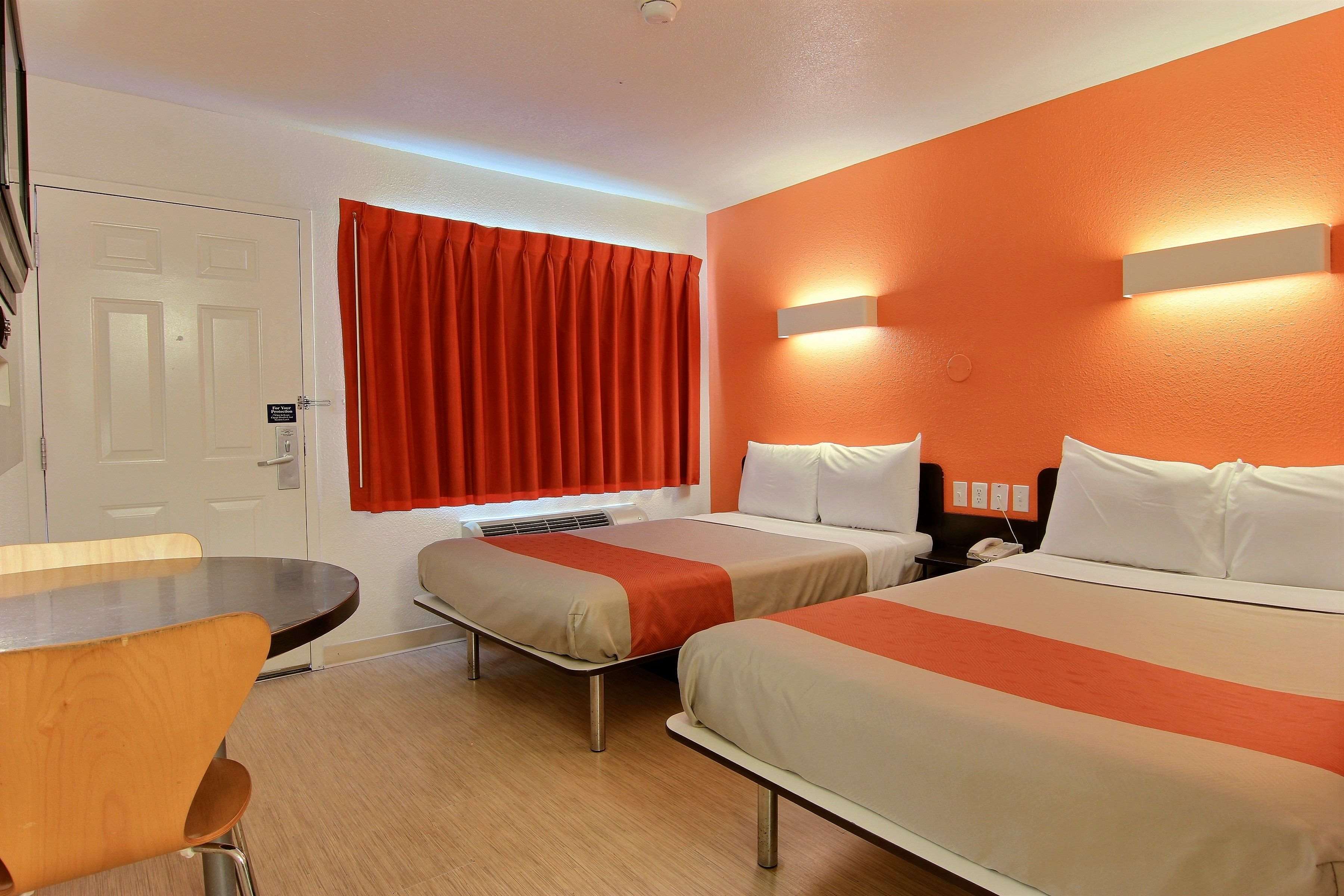 Motel 6 Corpus Christi East - North Padre