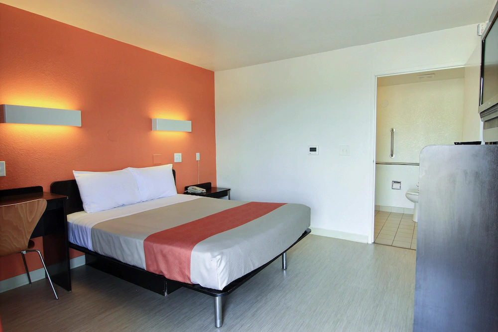 Motel 6 Corpus Christi East - North Padre