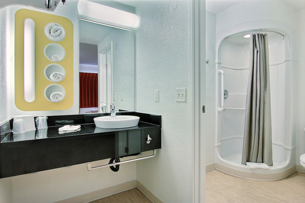 Motel 6 Corpus Christi East - North Padre