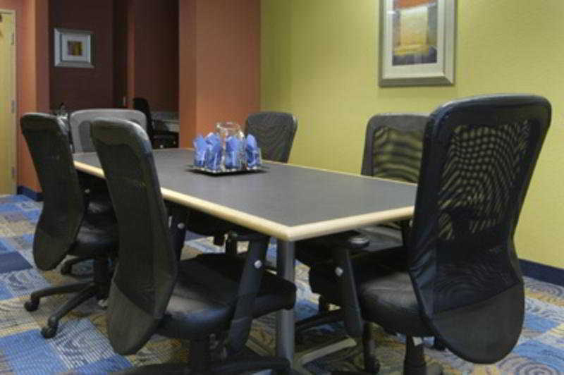 Red Roof Inn & Suites Corpus Christi