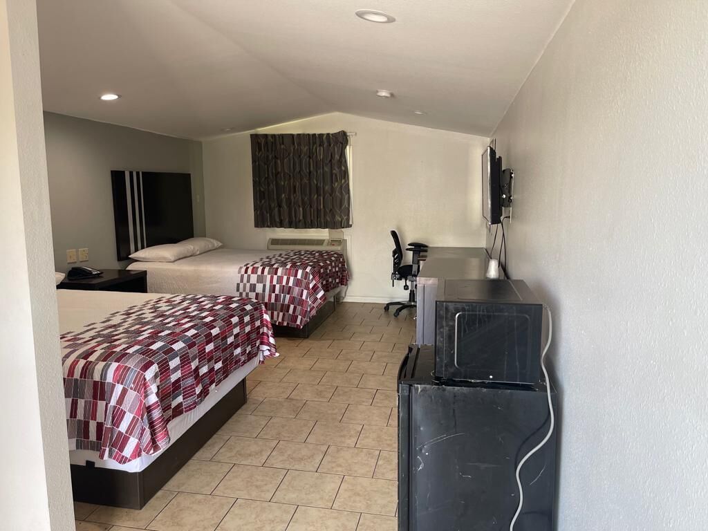Safari Inn Motel