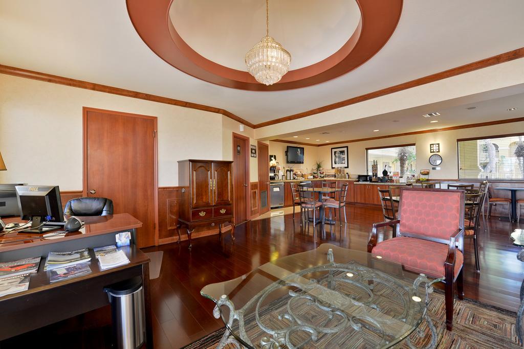 Super 8 by Wyndham Corpus Christi Northwest