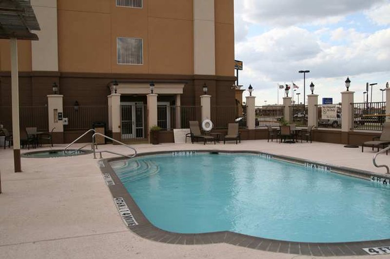 Hampton Inn & Suites Corsicana