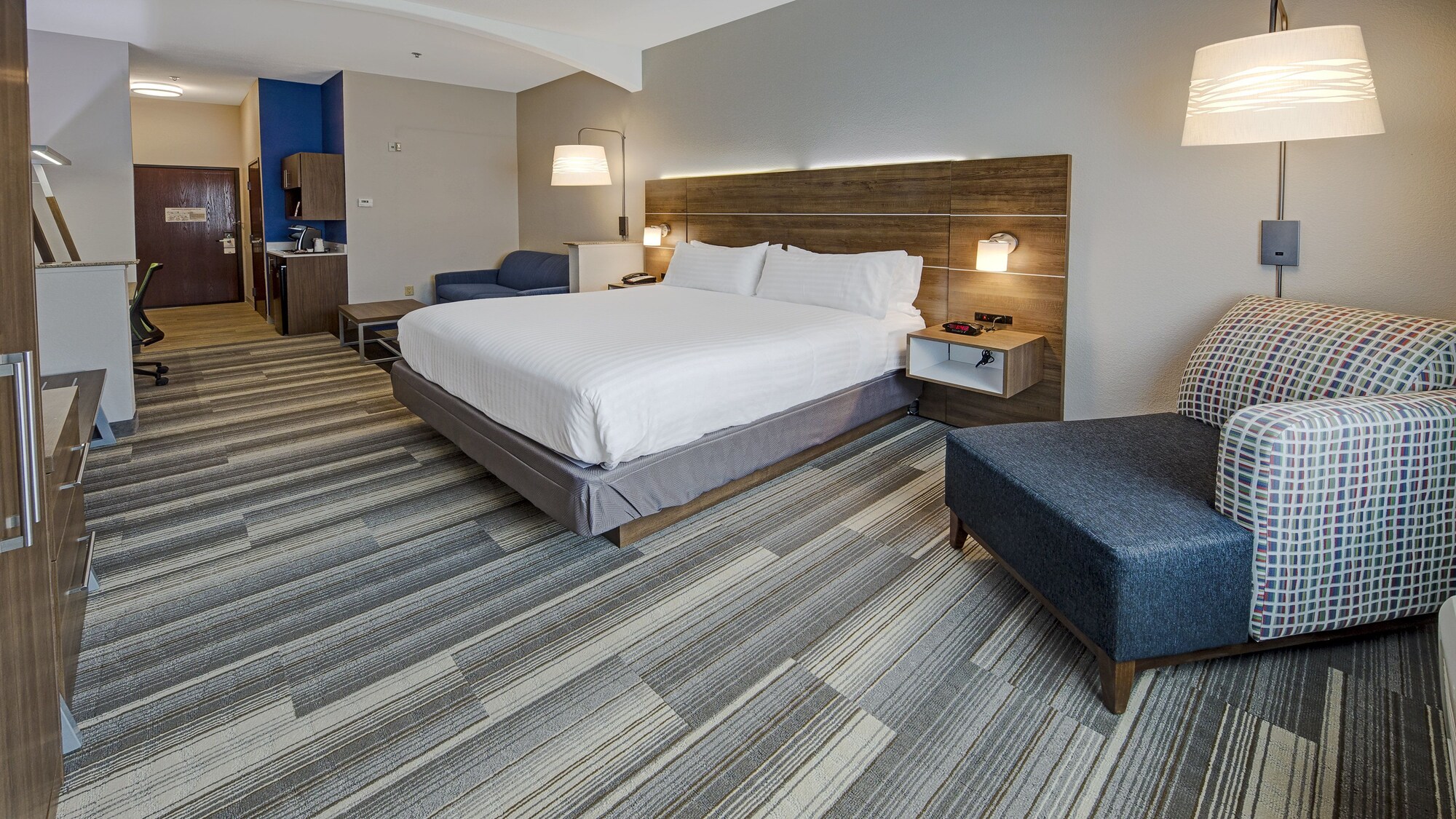 Holiday Inn Express Hotel & Suites Corsicana I-45