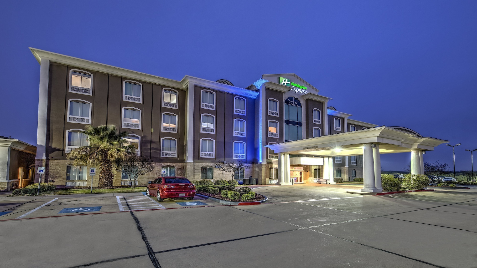 Holiday Inn Express Hotel & Suites Corsicana I-45