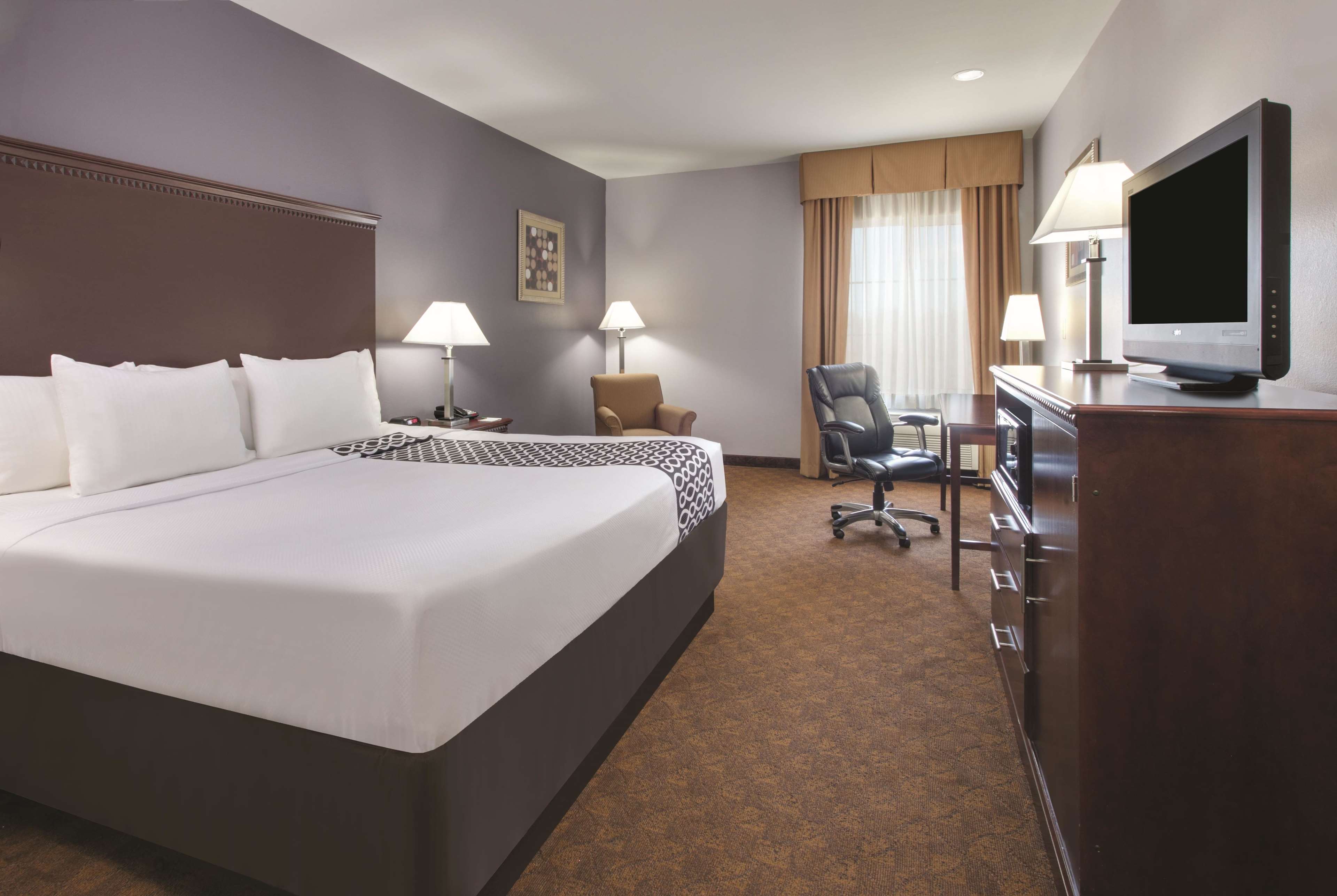 La Quinta Inn & Suites by Wyndham Corsicana