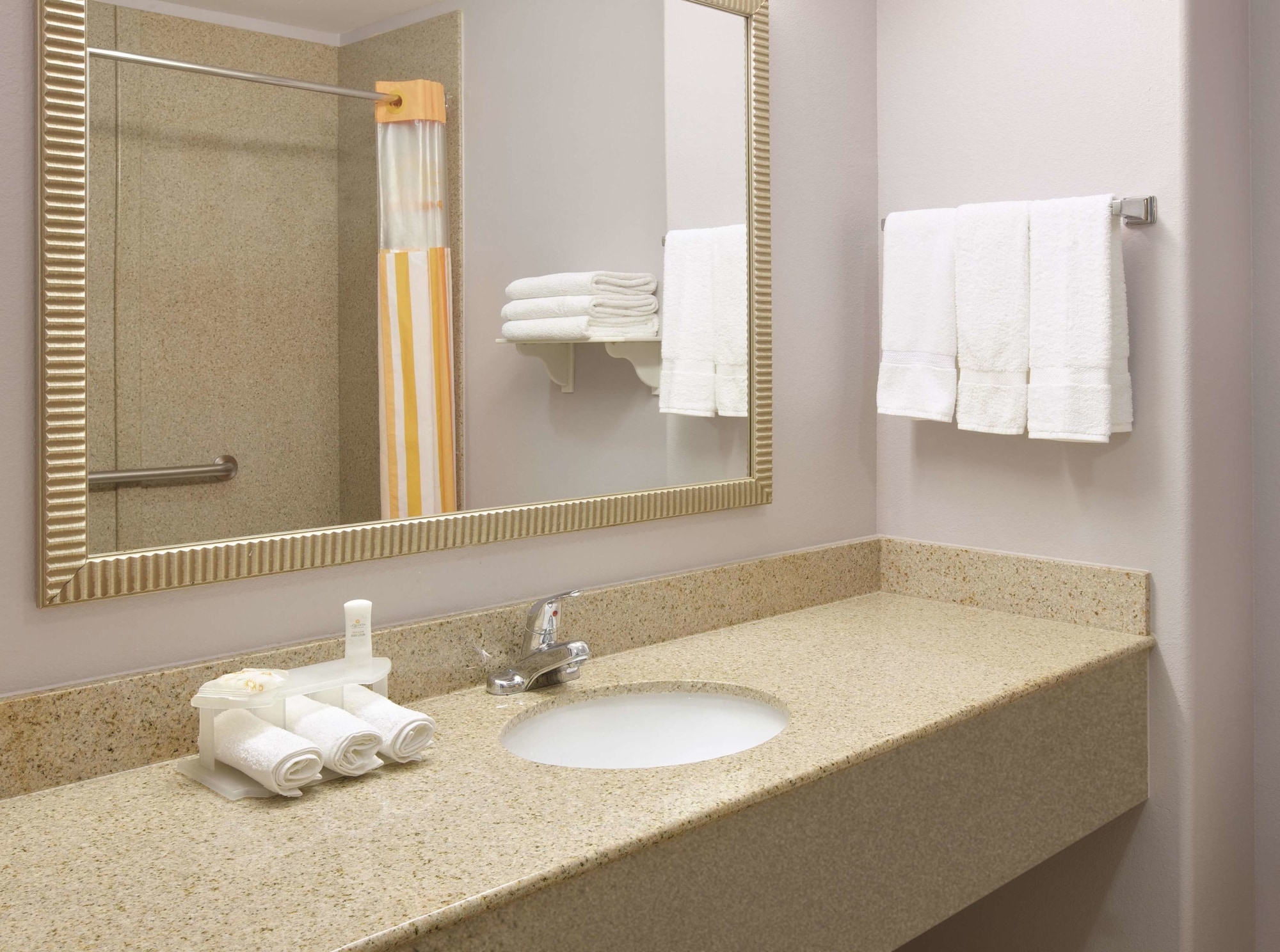 La Quinta Inn & Suites by Wyndham Corsicana
