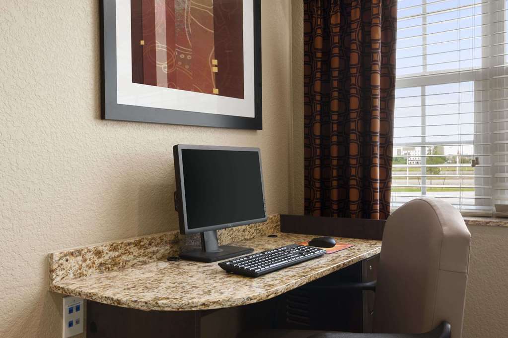 Microtel Inn & Suites by Wyndham Cotulla