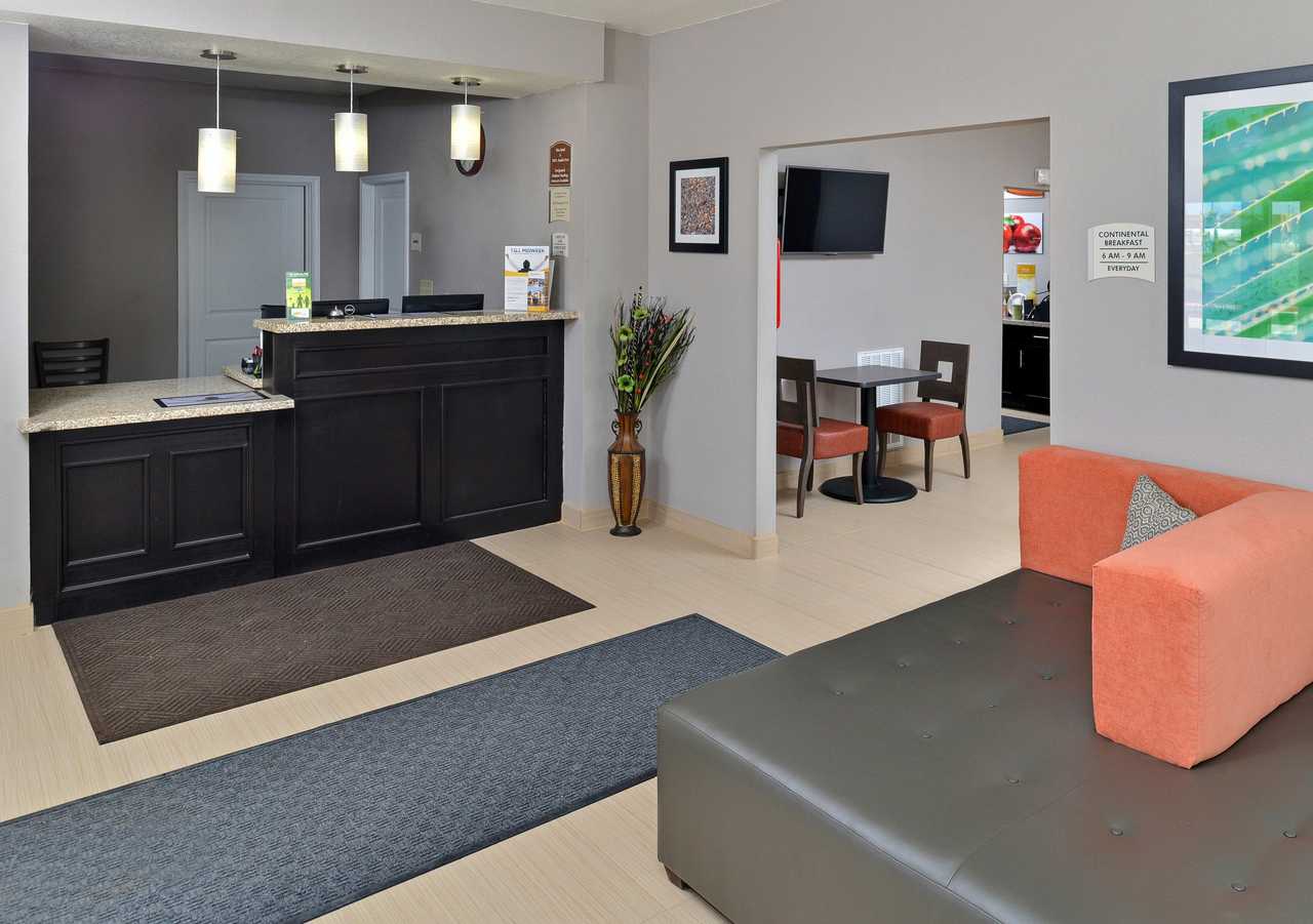 Scottish Inns and Suites Cotulla, TX