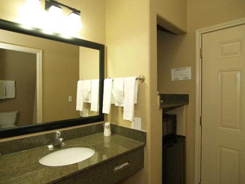 Whitten Inn Cotulla