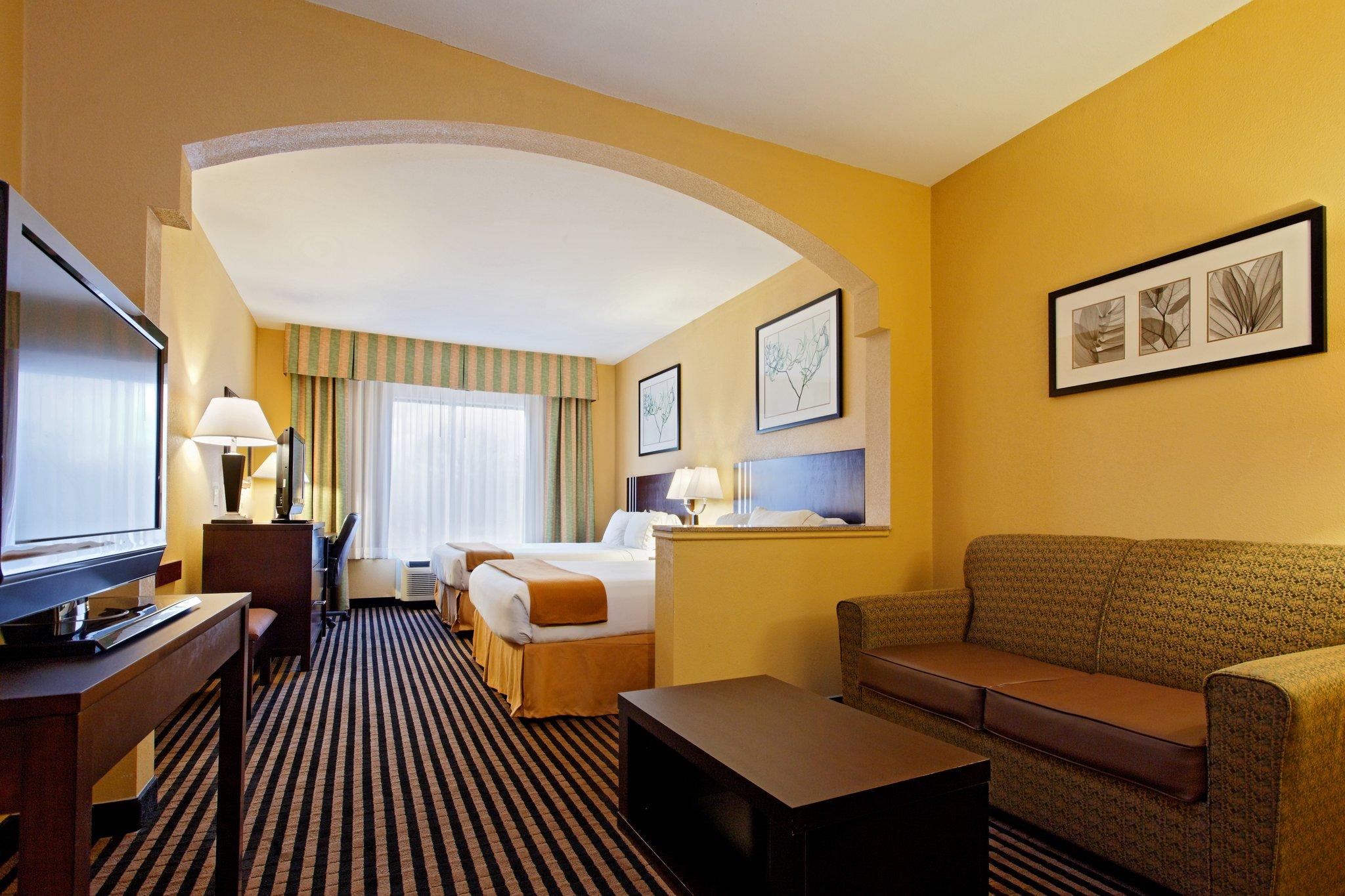 Holiday Inn Express Crockett