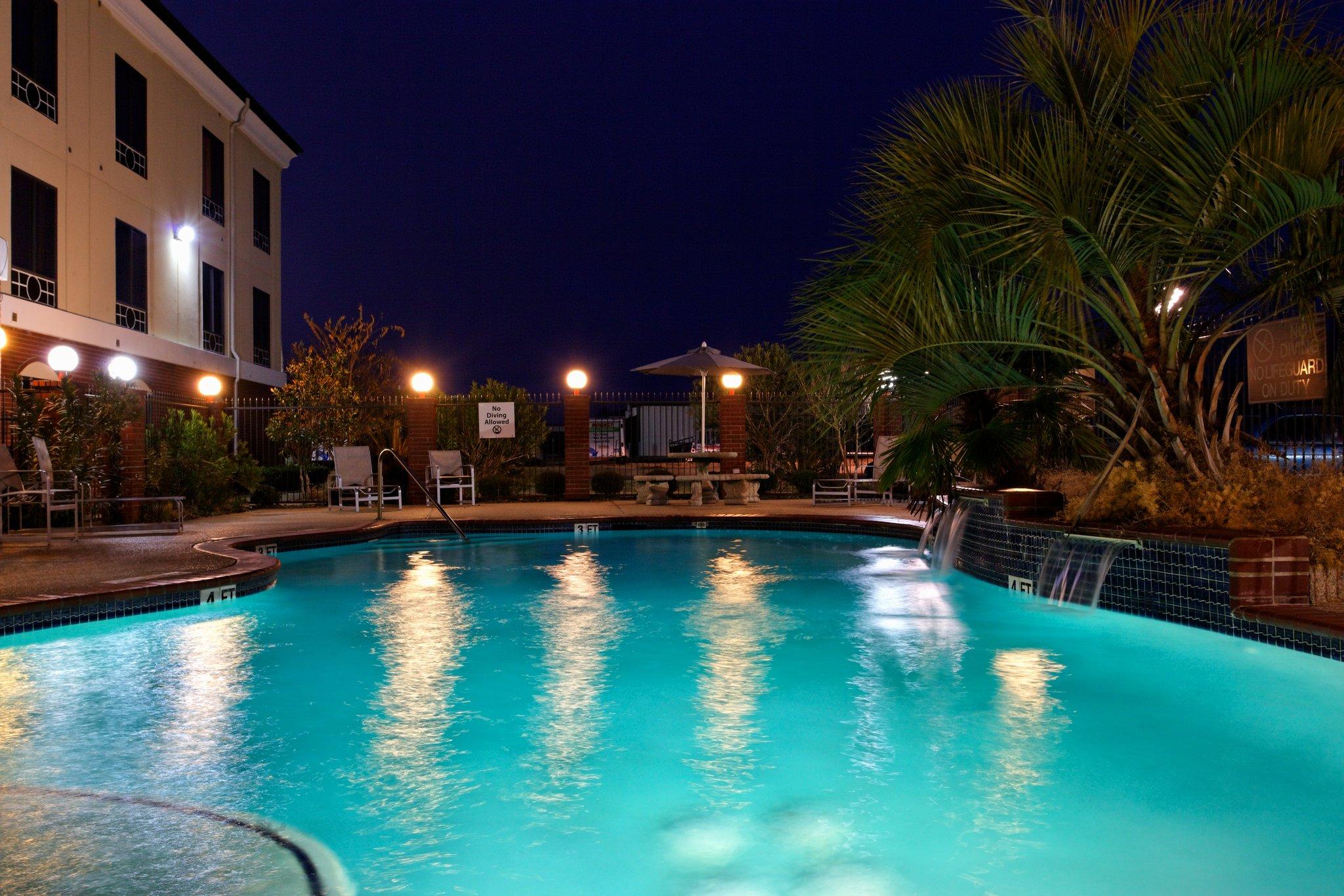 Holiday Inn Express Crockett
