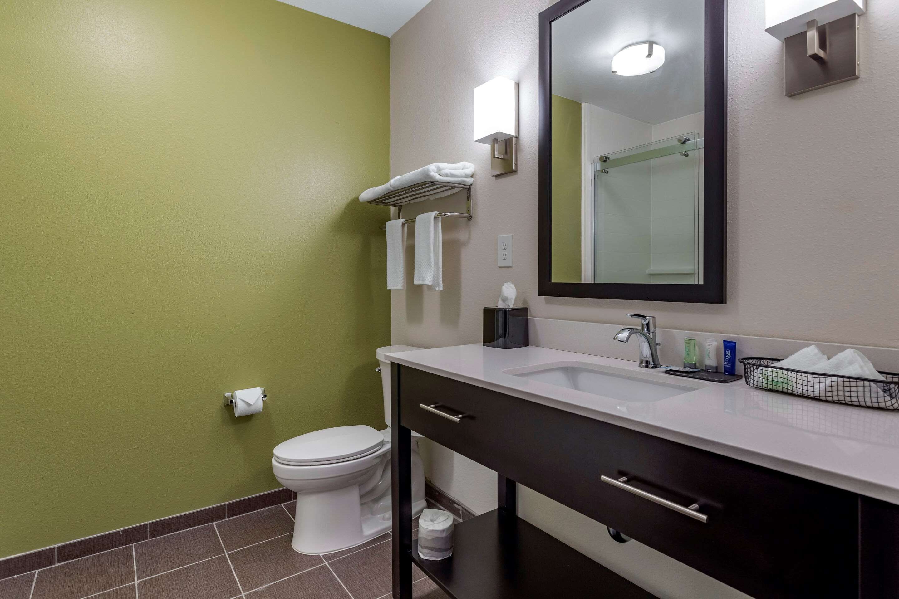 Sleep Inn & Suites