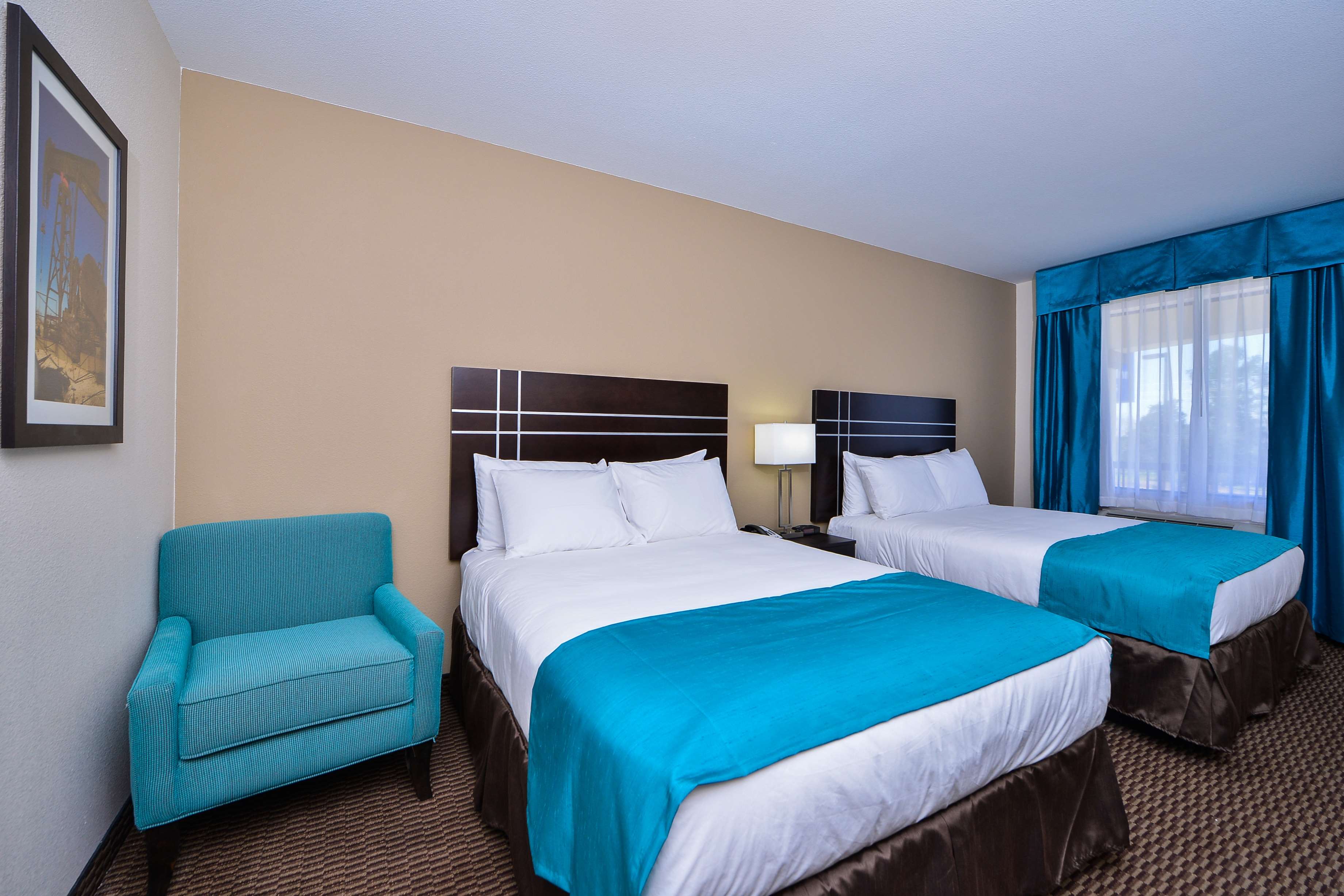 Americas Best Value Inn & Suites