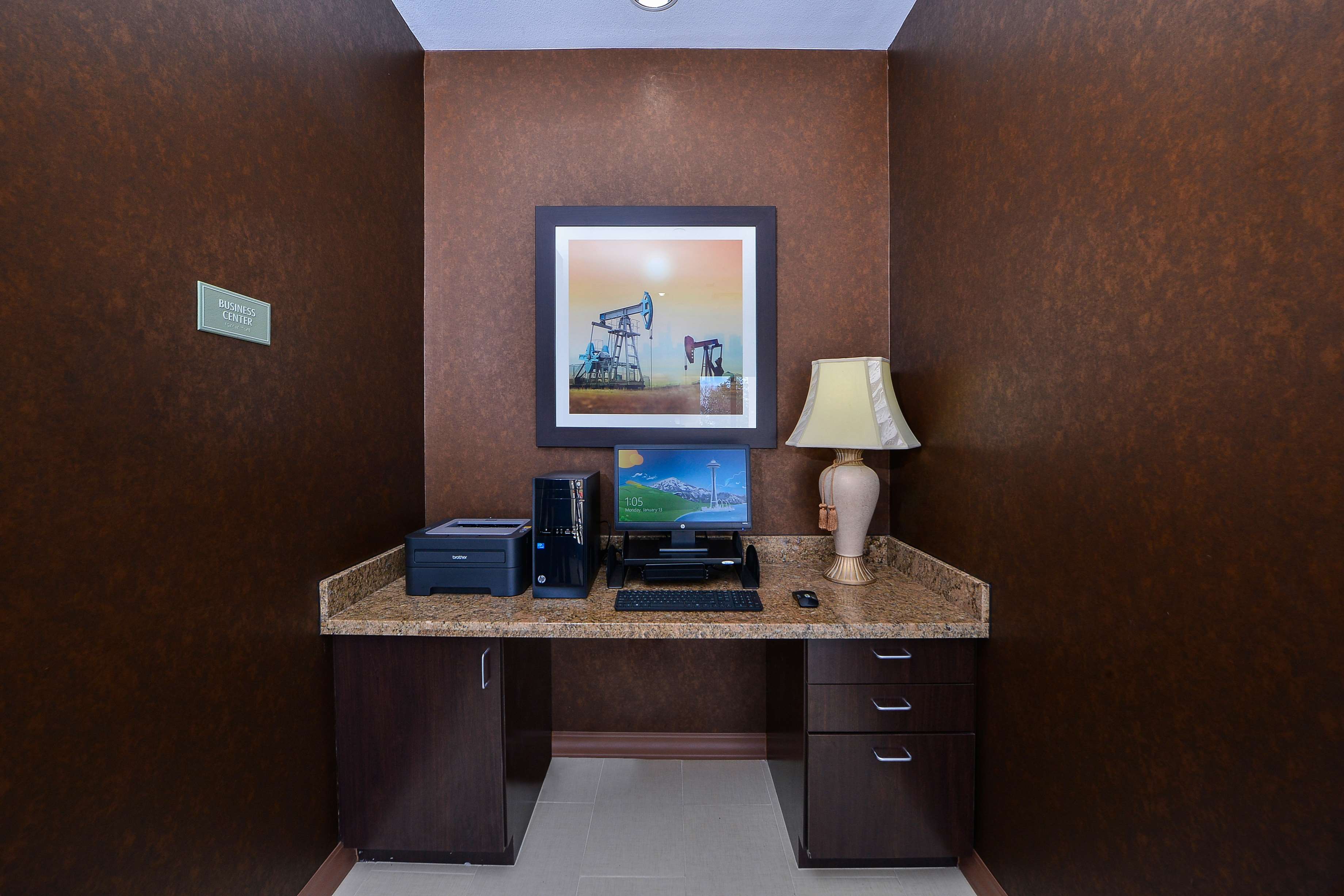 Americas Best Value Inn & Suites