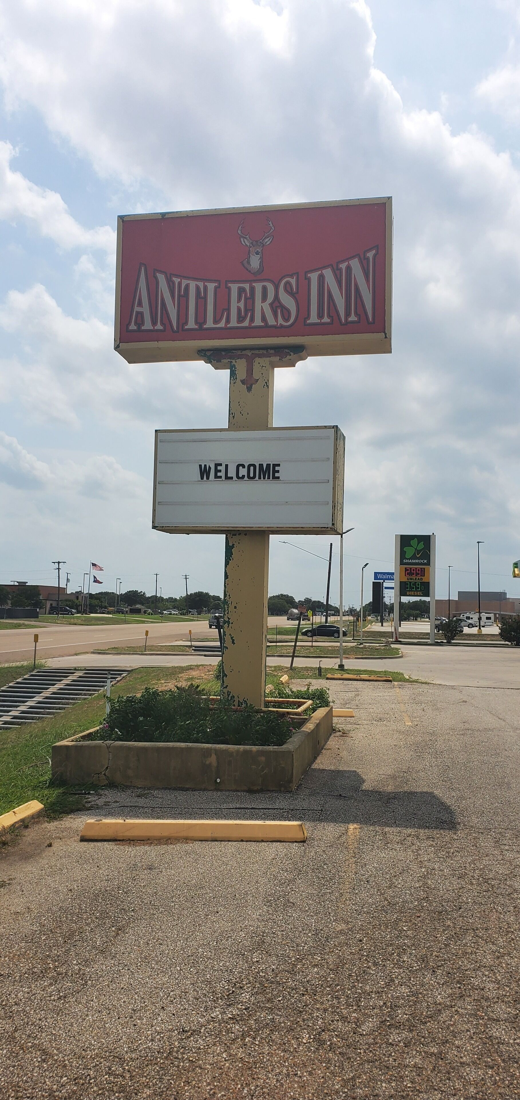 Antler's Inn