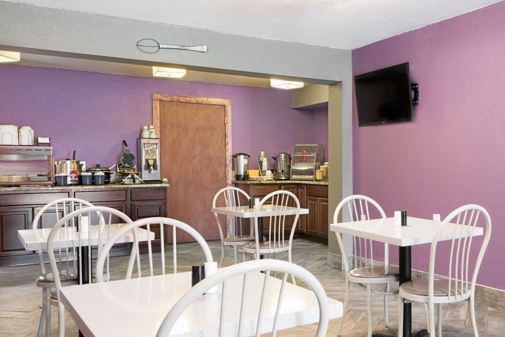 Days Inn by Wyndham Dalhart