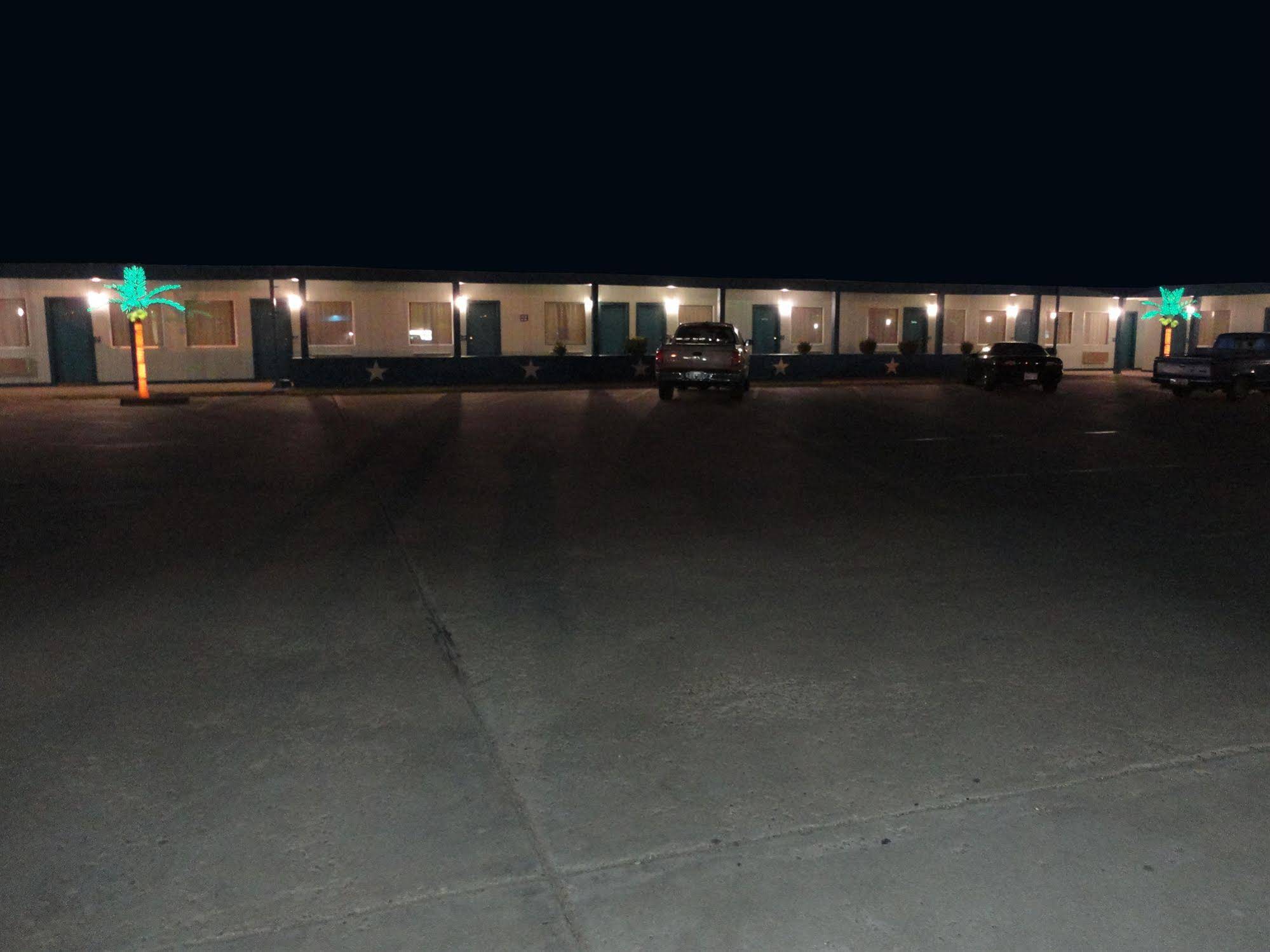 Sands Motel