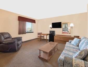 Super 8 by Wyndham Dalhart