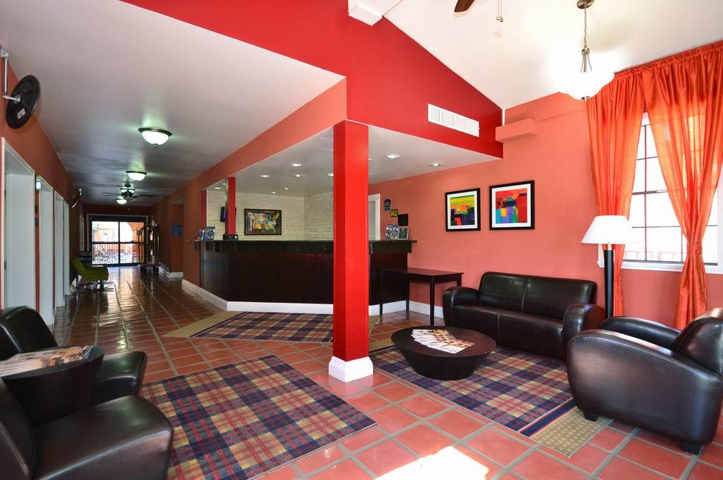 Motel 6 Dallas, TX – Downtown