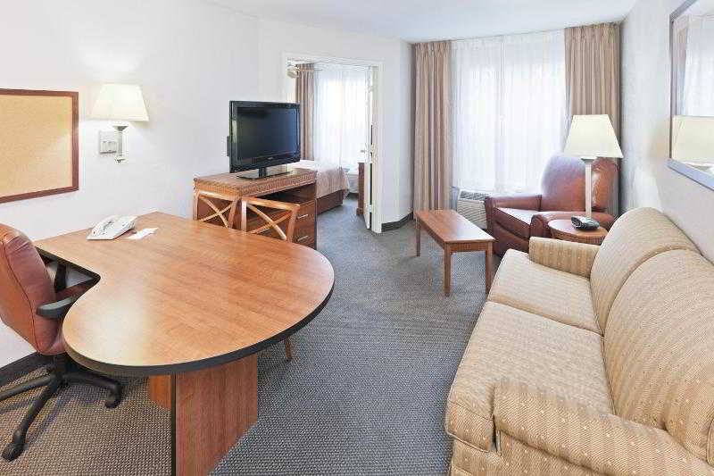 Candlewood Suites Dallas Market Center-Love Field