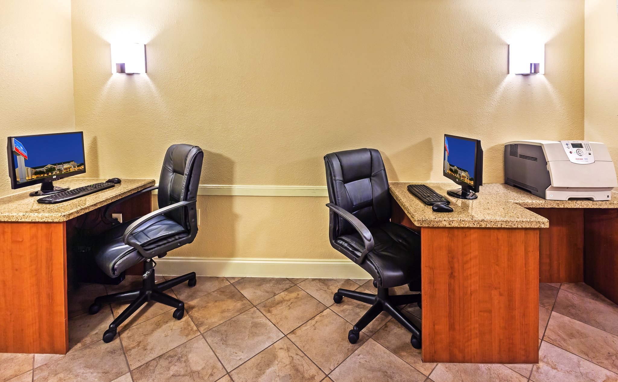 Candlewood Suites Dallas Market Center-Love Field