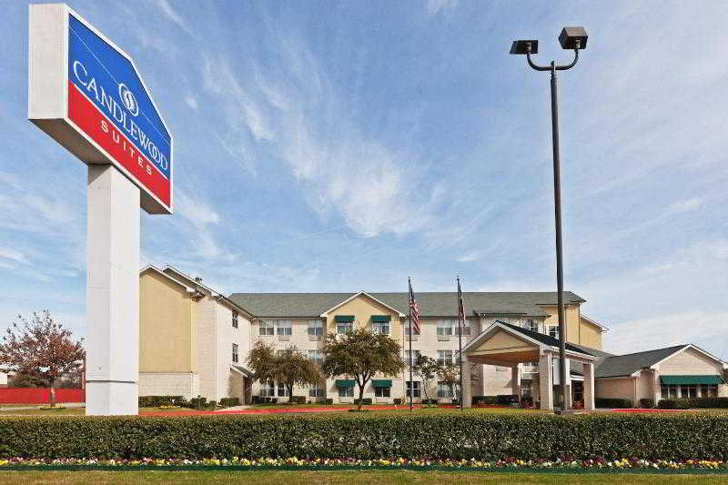 Candlewood Suites Dallas Market Center-Love Field