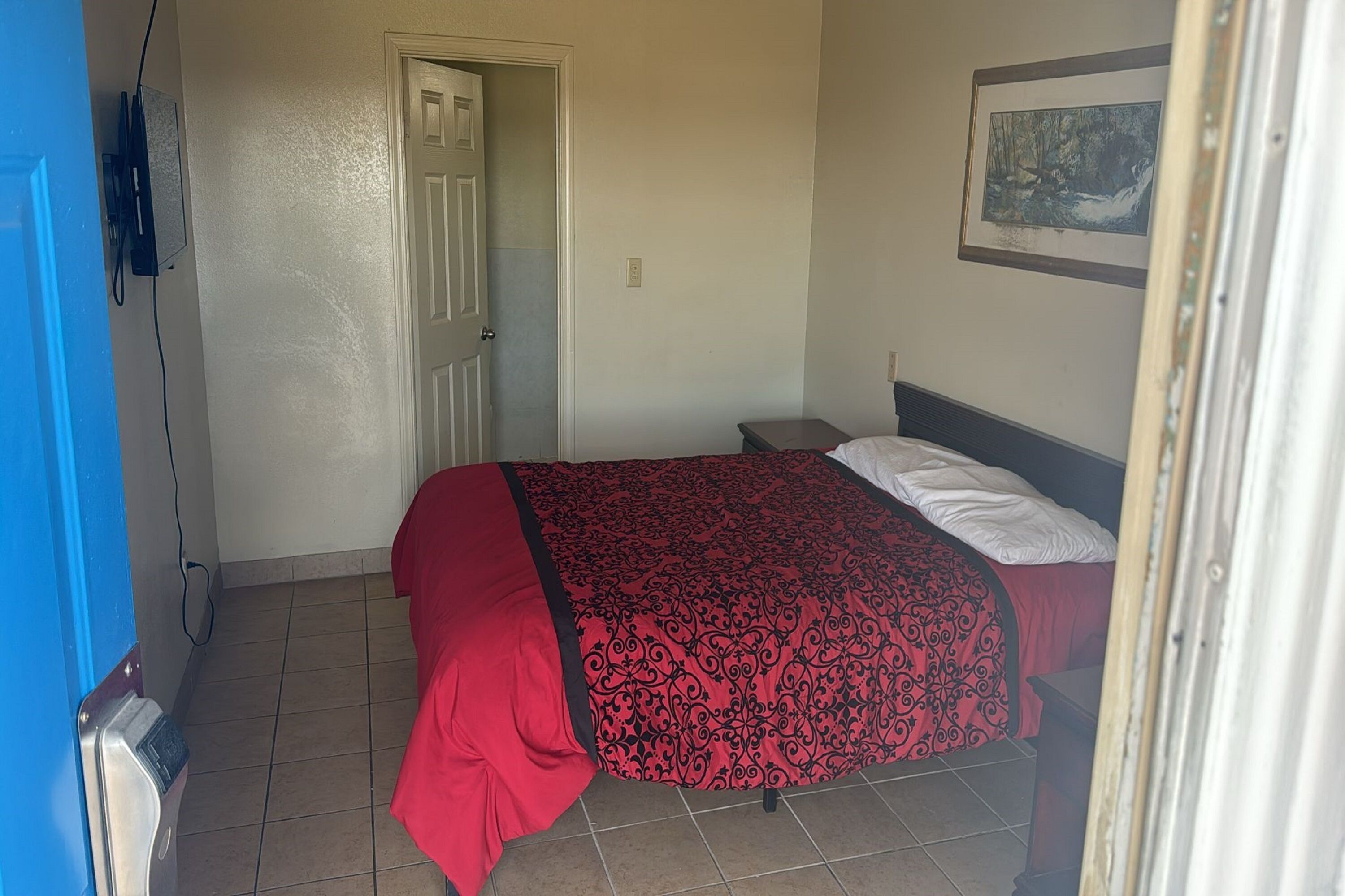 Cole Manor Motel By OYO Love Field Market Center