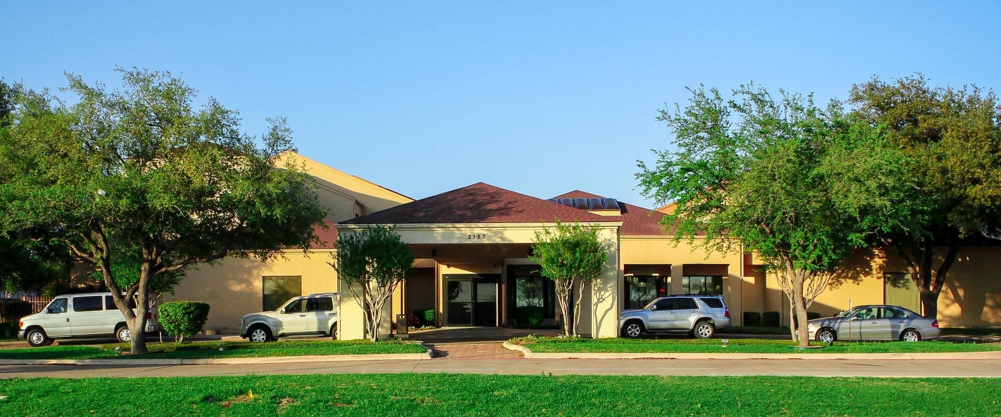 Super 8 by Wyndham Dallas Love Field Airport