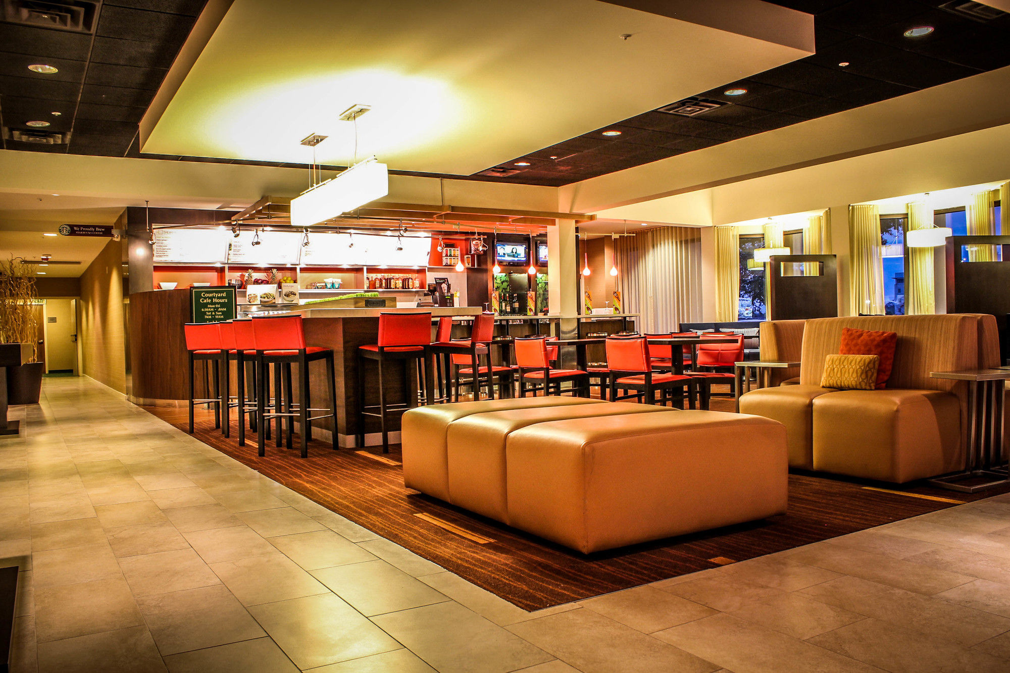Super 8 by Wyndham Dallas Love Field Airport