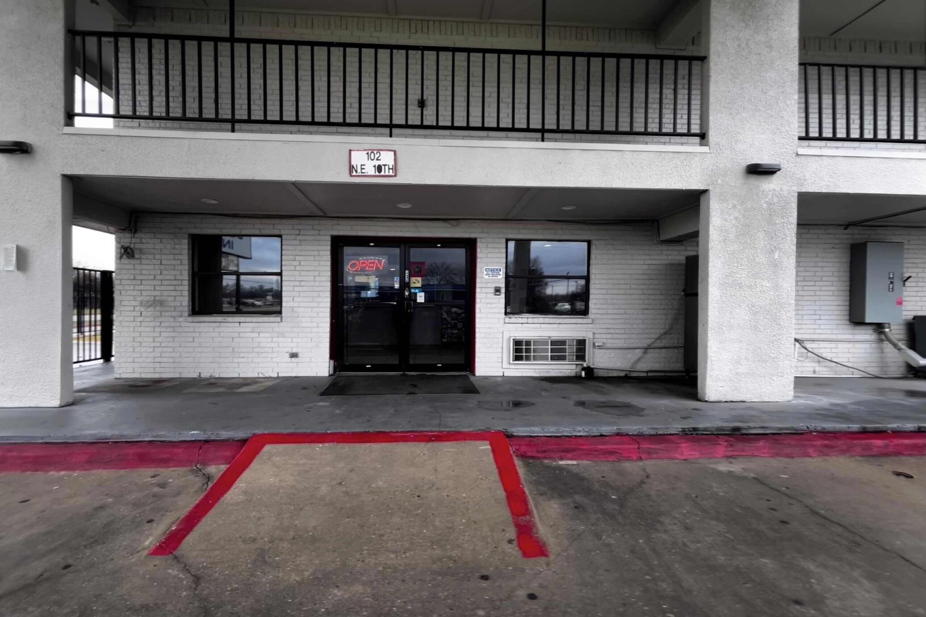 Deluxe Inn Motel By OYO Grand Prairie Interstate 30