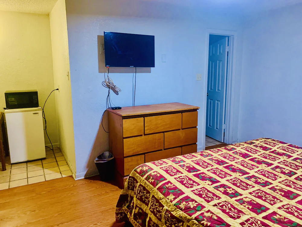 Embassy Motel