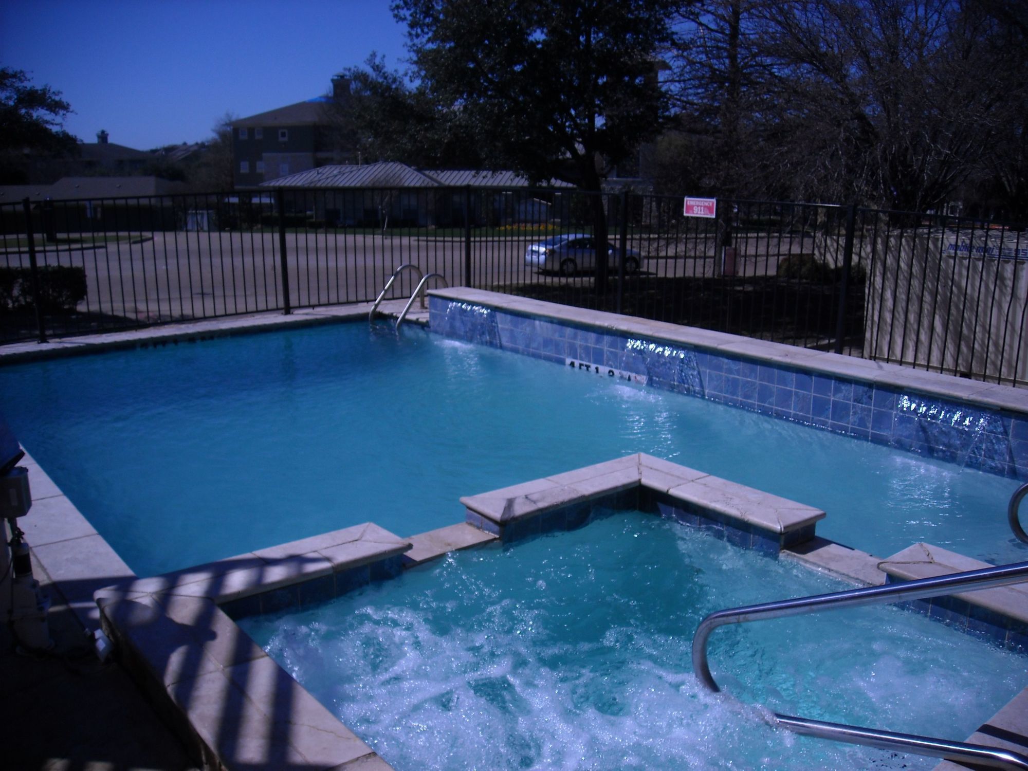 Holiday Inn Express & Suites Dallas Park Central Northeast