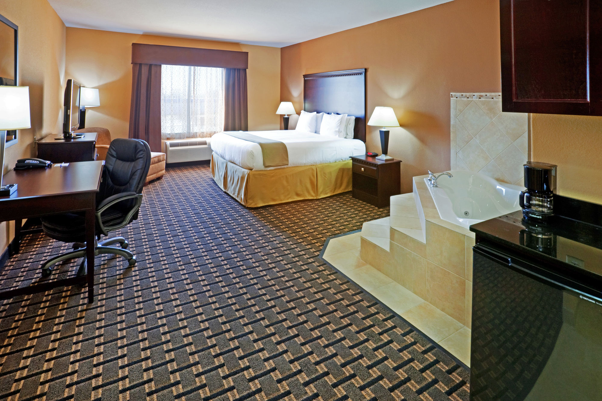 Comfort Inn & Suites Dallas Medical-Market Center