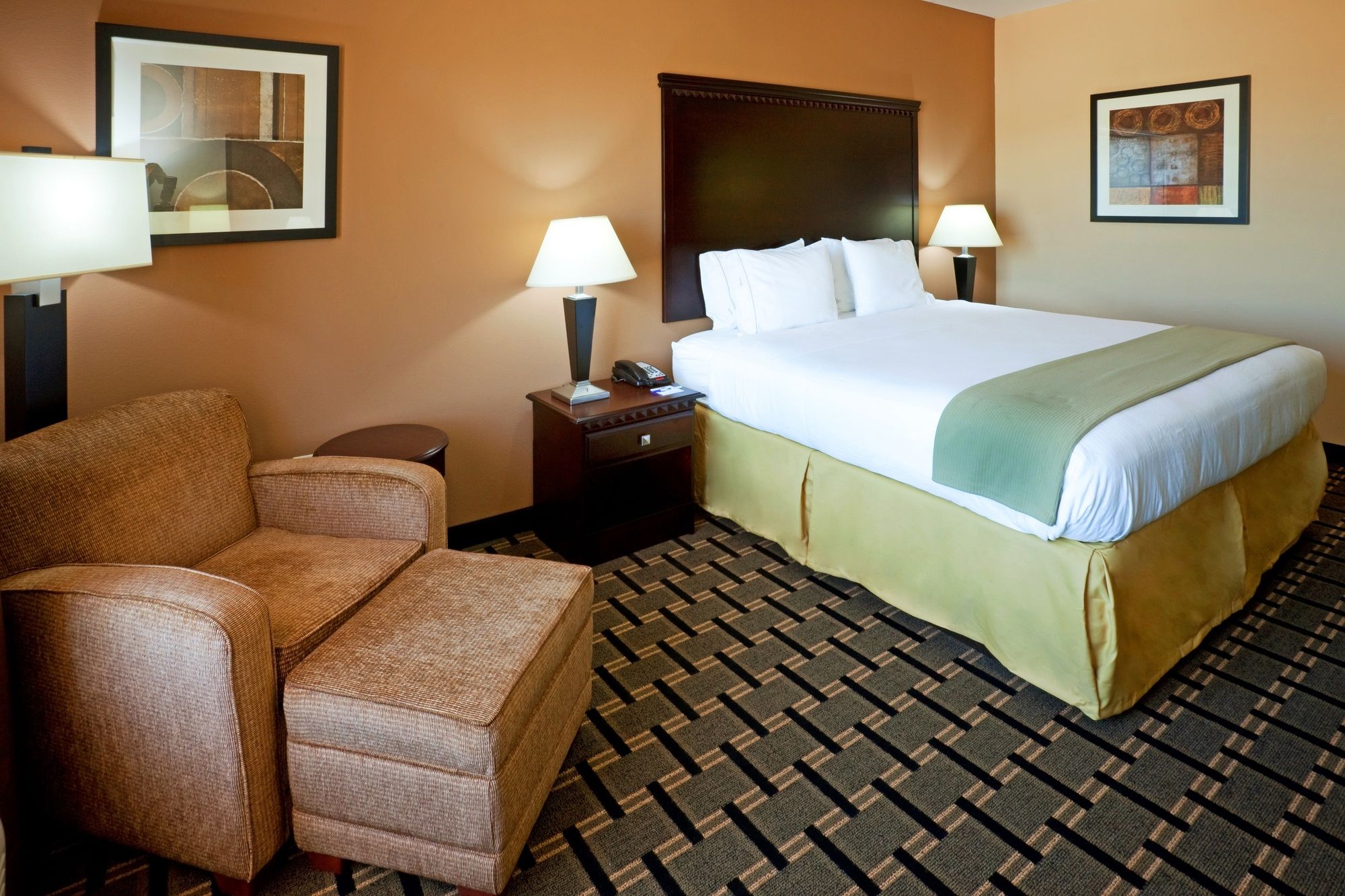 Comfort Inn & Suites Dallas Medical-Market Center