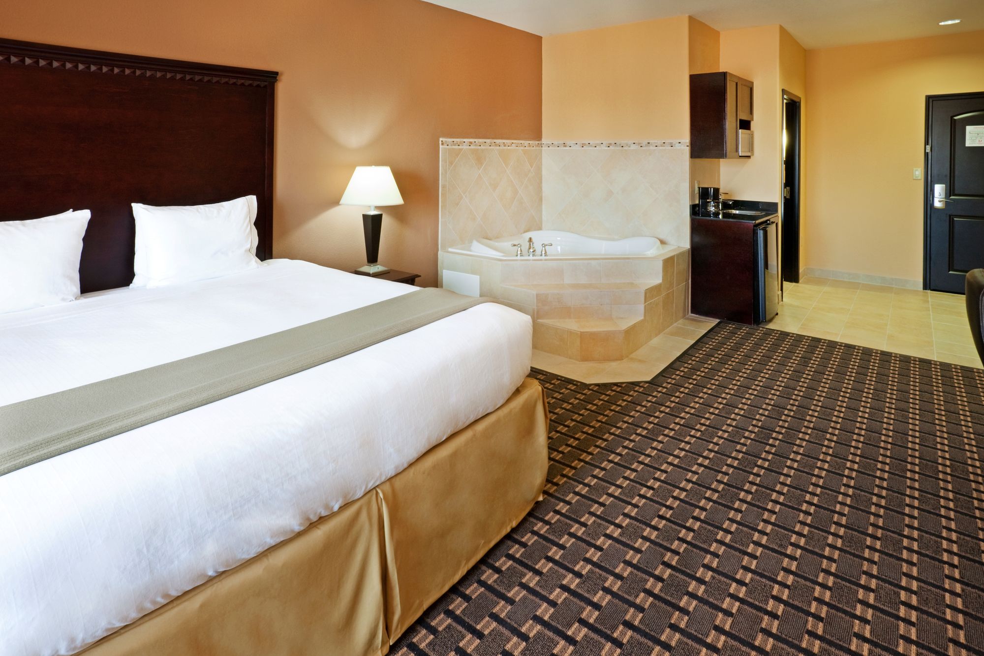 Comfort Inn & Suites Dallas Medical-Market Center