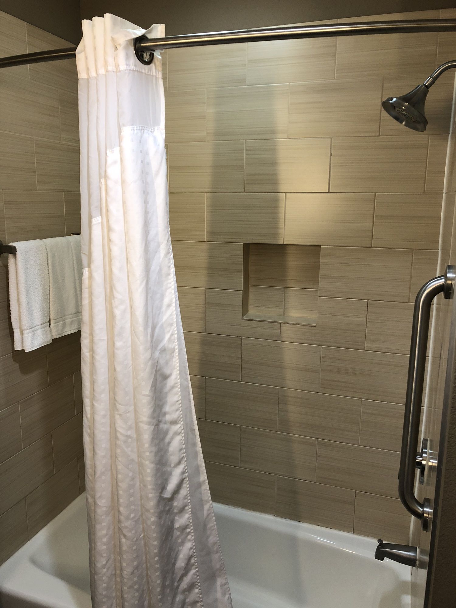 Holiday Inn Express Hotel & Suites North Dallas At Preston