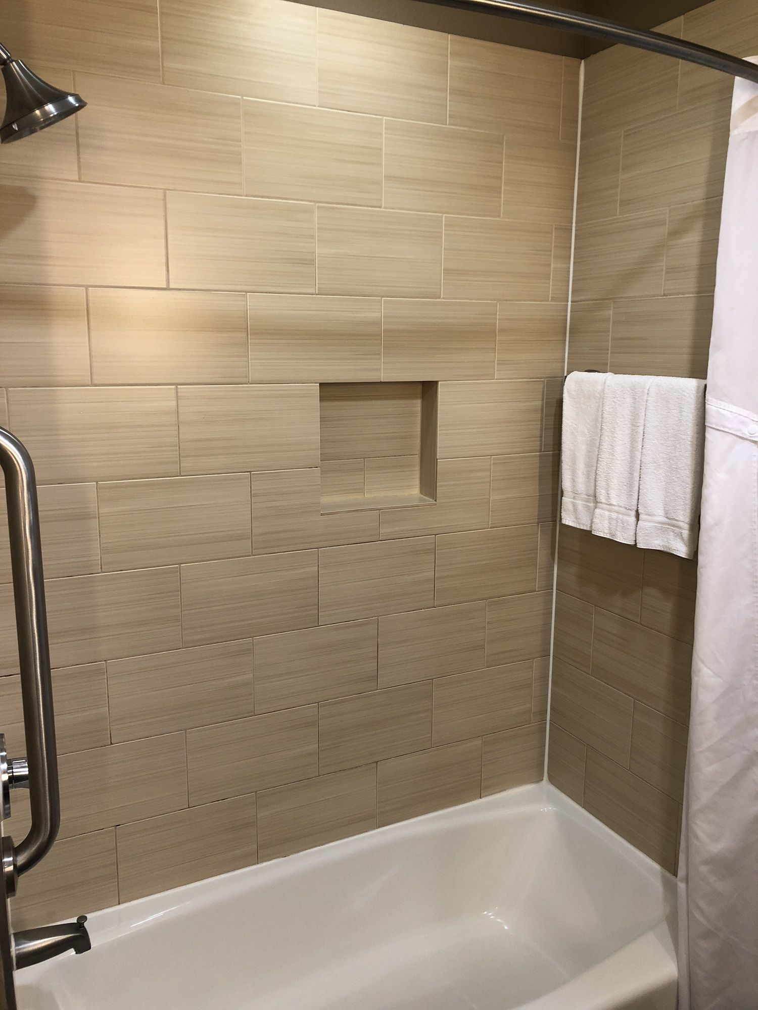 Holiday Inn Express Hotel & Suites North Dallas At Preston