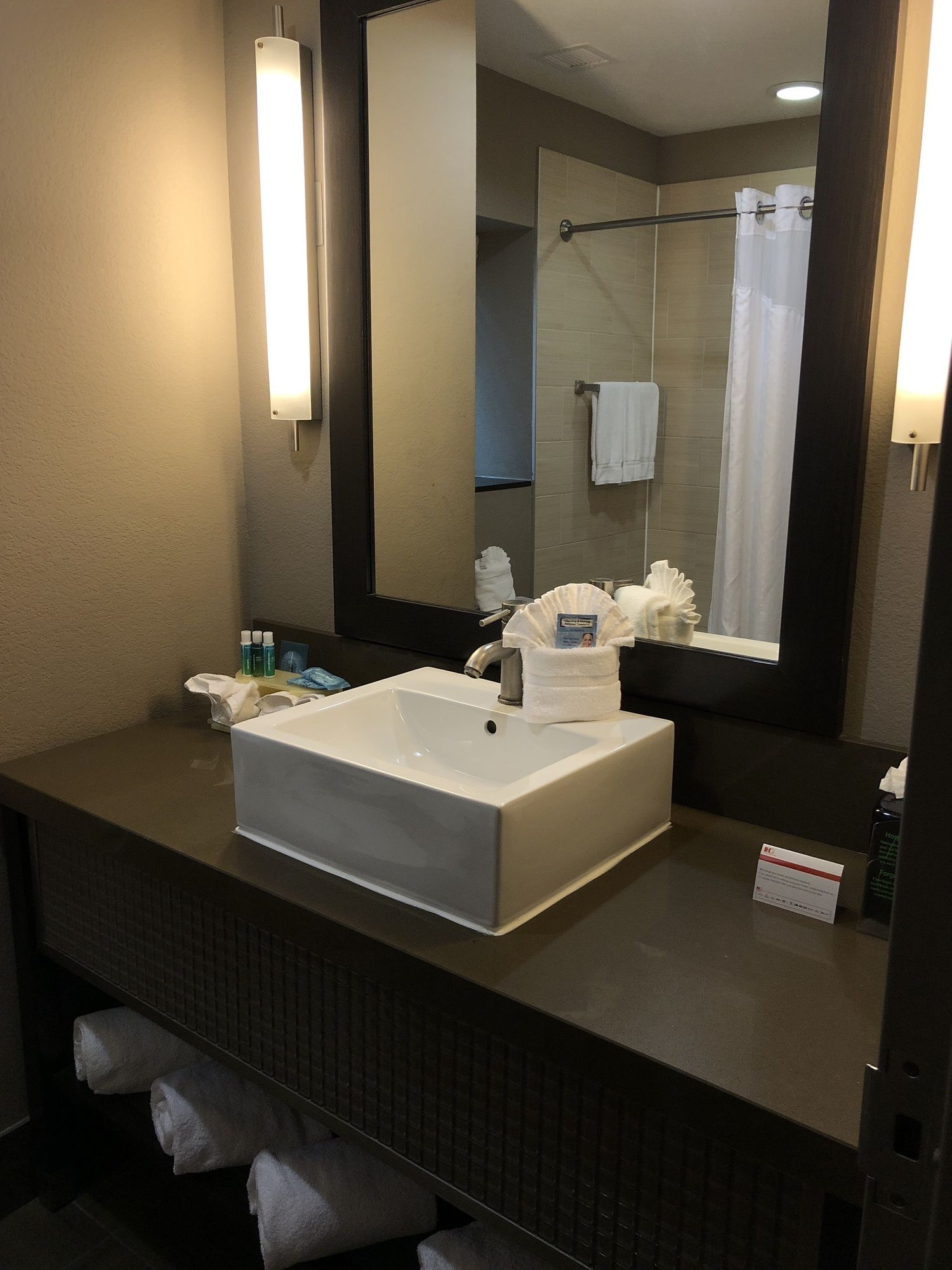 Holiday Inn Express Hotel & Suites North Dallas At Preston