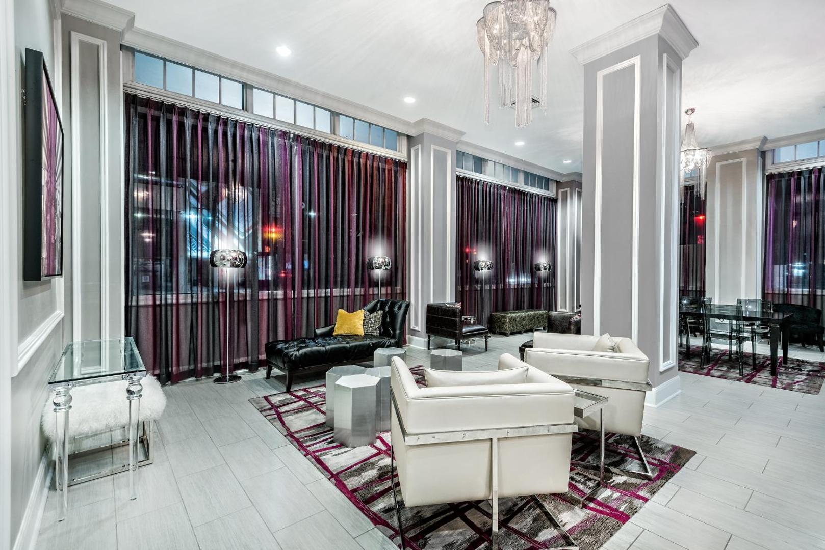 Indigo Dallas Downtown