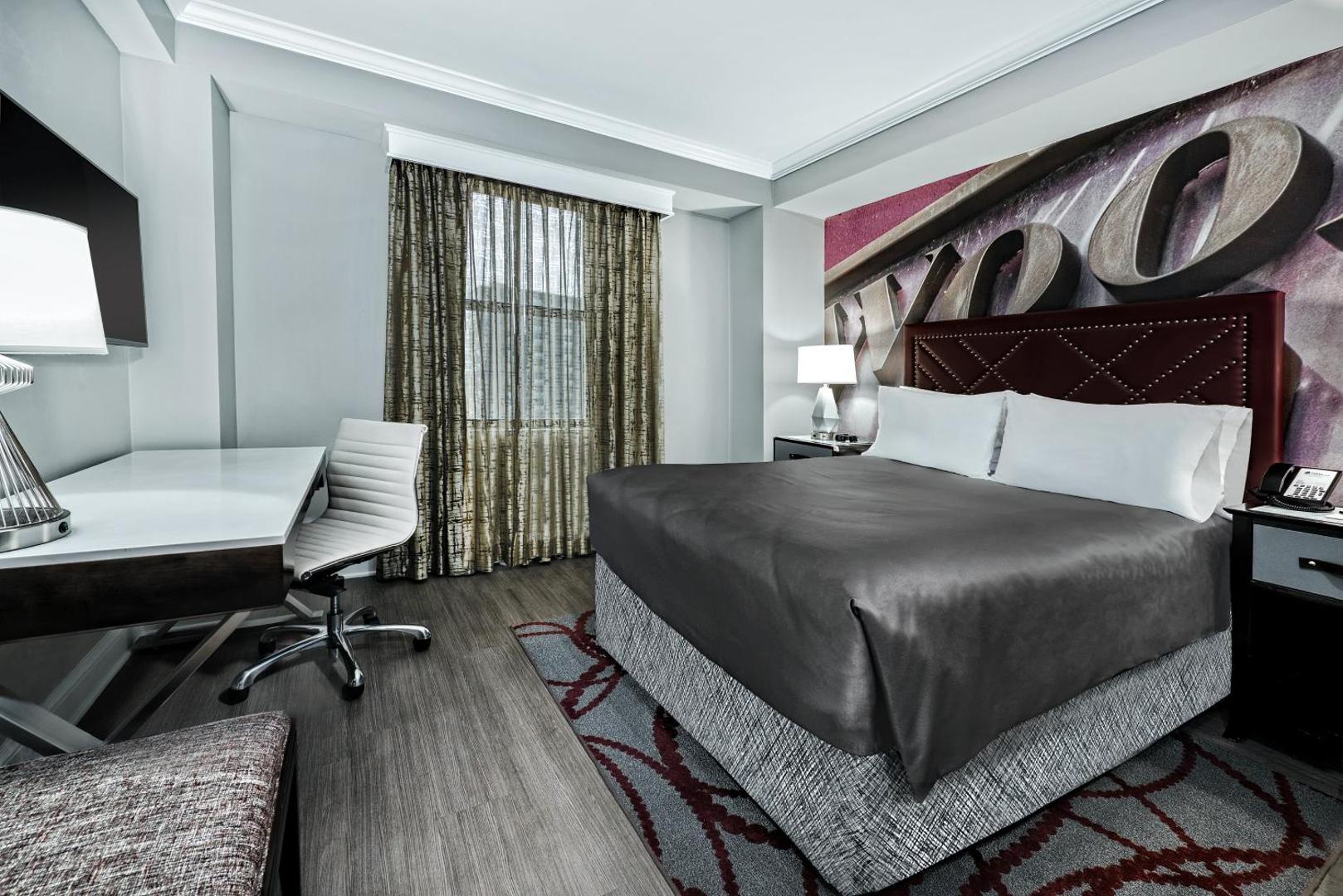 Indigo Dallas Downtown
