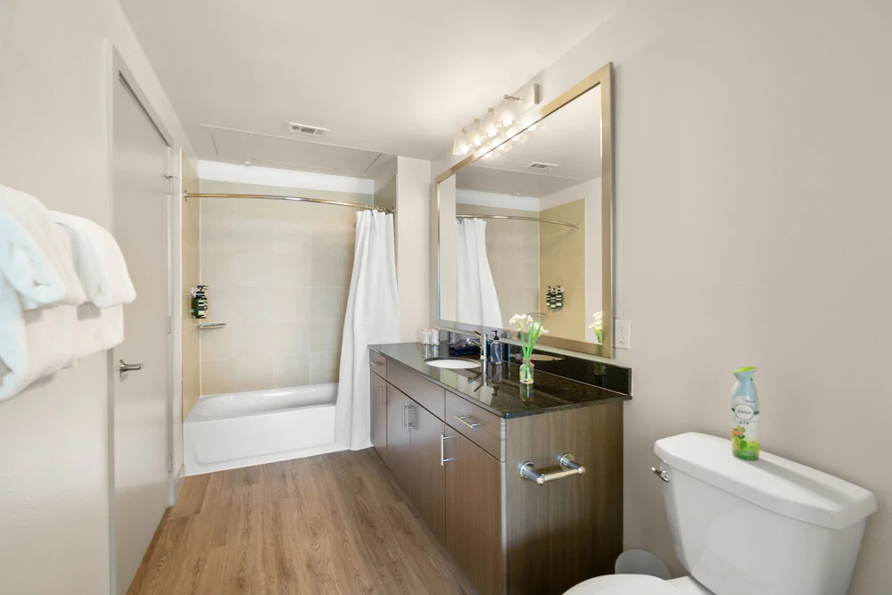 Kasa Dallas Medical District Apartments