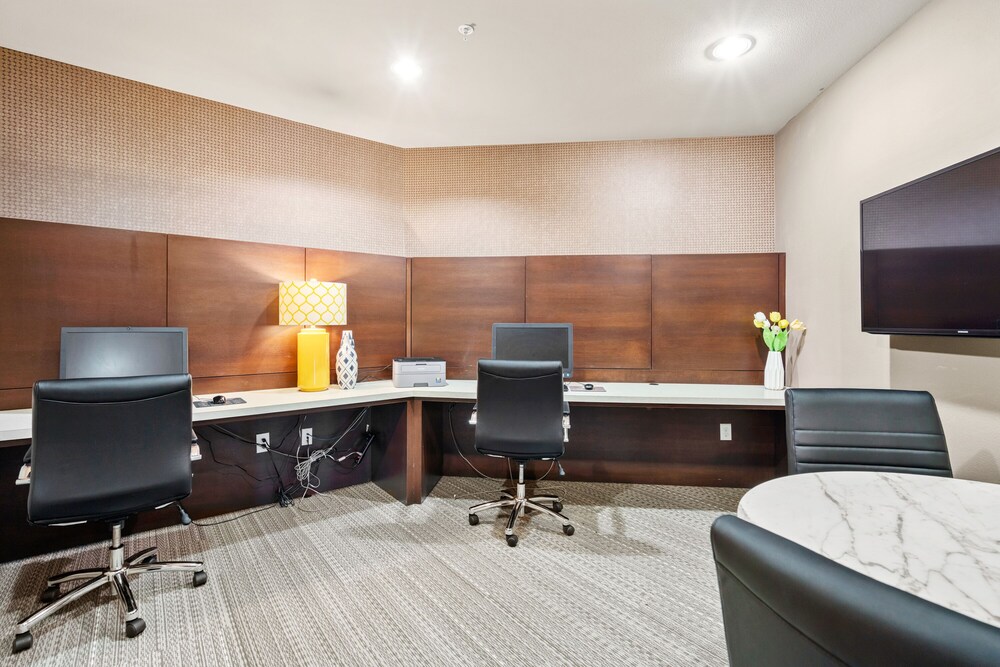 Kasa Dallas Medical District Apartments