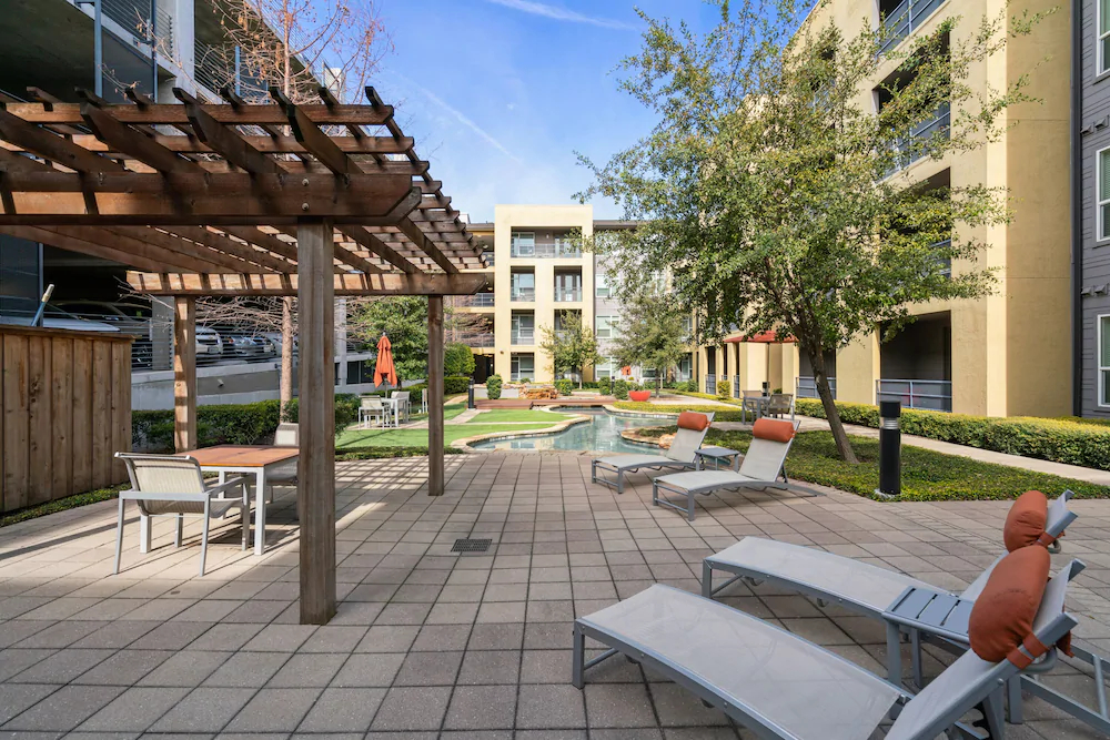Kasa Dallas Medical District Apartments